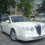 Седан представительского класса Mitsuoka Nouera